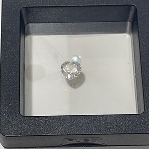 Loose Moissanite Heart